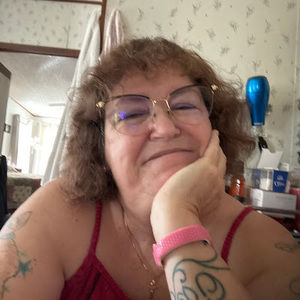 Meet your Posher, Linda